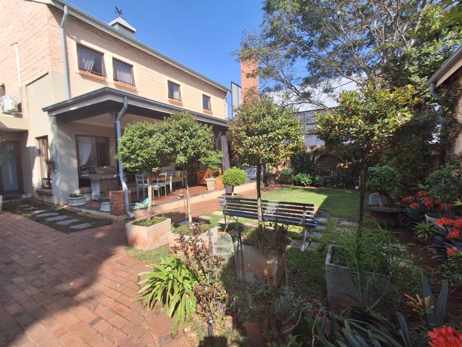 4 Bedroom Property for Sale in Hennopspark Gauteng