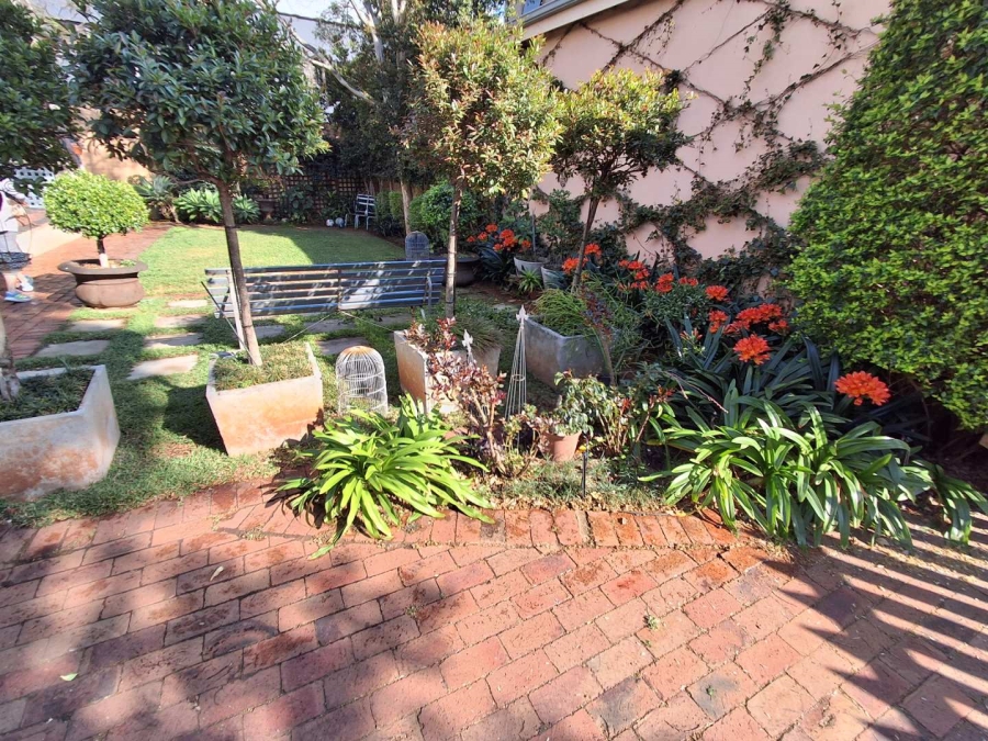 4 Bedroom Property for Sale in Hennopspark Gauteng