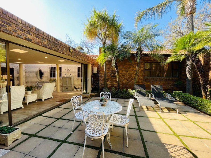3 Bedroom Property for Sale in Glenvista Gauteng