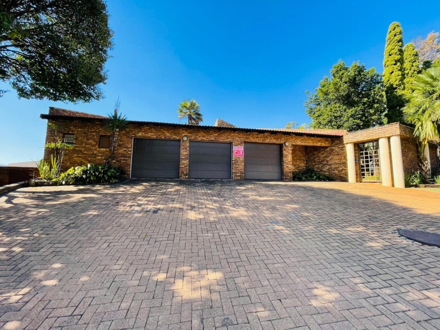 3 Bedroom Property for Sale in Glenvista Gauteng