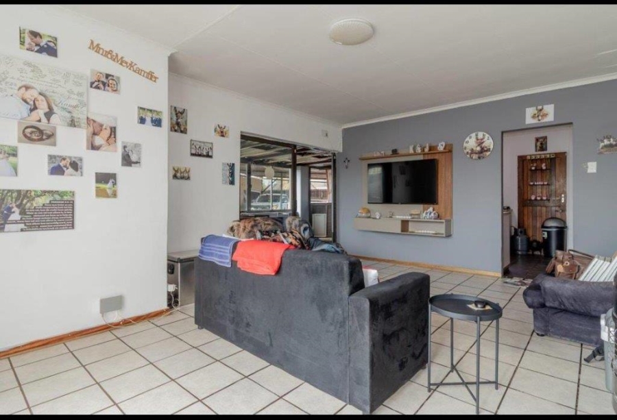 3 Bedroom Property for Sale in Edelweiss Gauteng