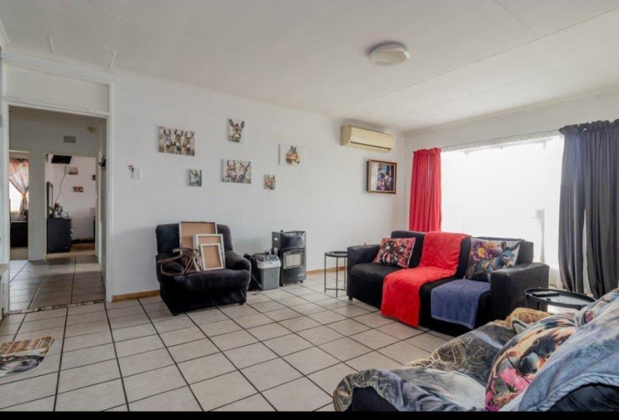 3 Bedroom Property for Sale in Edelweiss Gauteng