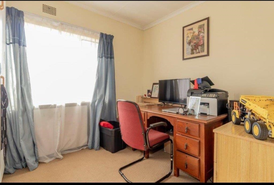 3 Bedroom Property for Sale in Edelweiss Gauteng