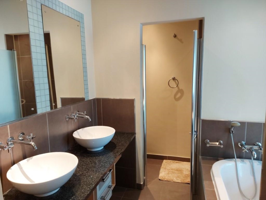 2 Bedroom Property for Sale in Sandton Central Gauteng