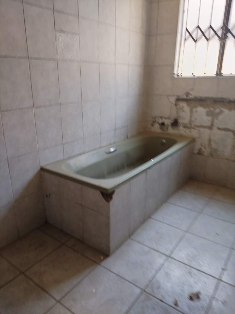 3 Bedroom Property for Sale in Geluksdal Gauteng