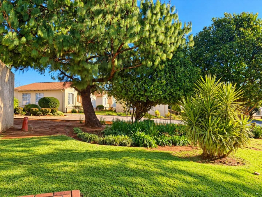 3 Bedroom Property for Sale in Carenvale Gauteng