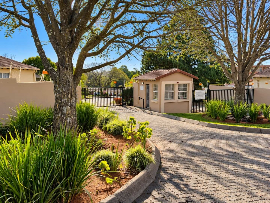 3 Bedroom Property for Sale in Carenvale Gauteng