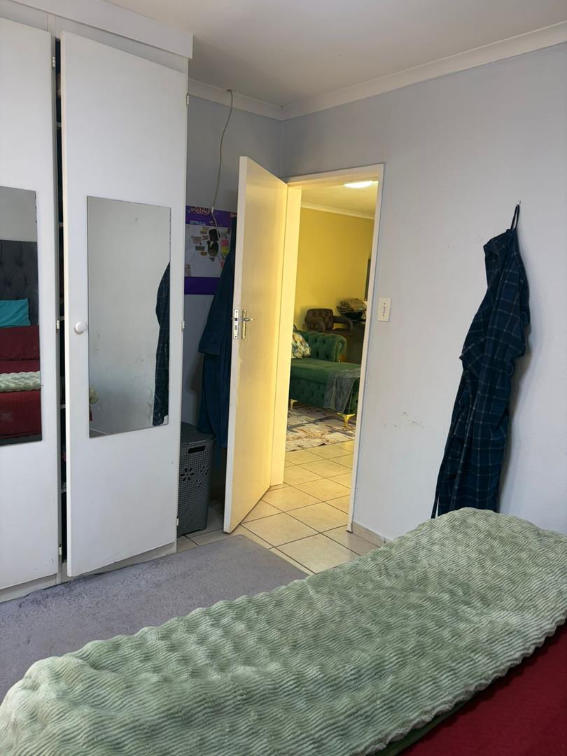 3 Bedroom Property for Sale in Carenvale Gauteng