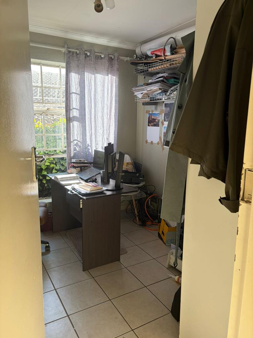 3 Bedroom Property for Sale in Carenvale Gauteng