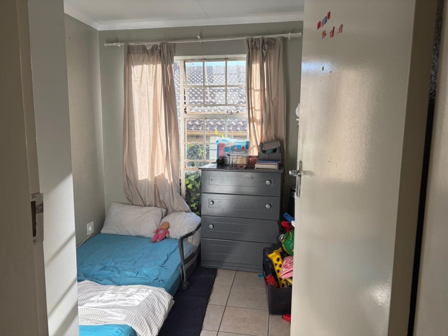 3 Bedroom Property for Sale in Carenvale Gauteng