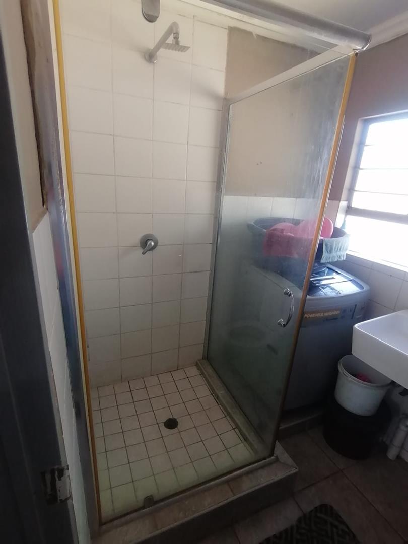 To Let 2 Bedroom Property for Rent in La Montagne Gauteng