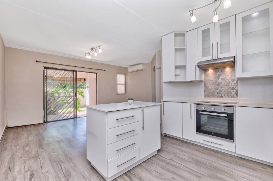 2 Bedroom Property for Sale in Bromhof Gauteng