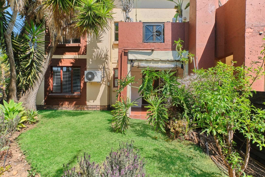 2 Bedroom Property for Sale in Bromhof Gauteng
