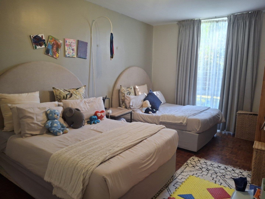 To Let 3 Bedroom Property for Rent in Benmore Gauteng