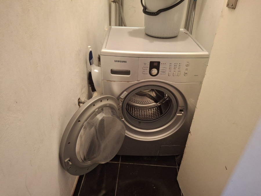To Let 3 Bedroom Property for Rent in Benmore Gauteng