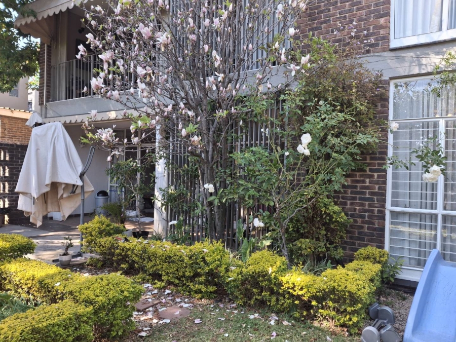 To Let 3 Bedroom Property for Rent in Benmore Gauteng