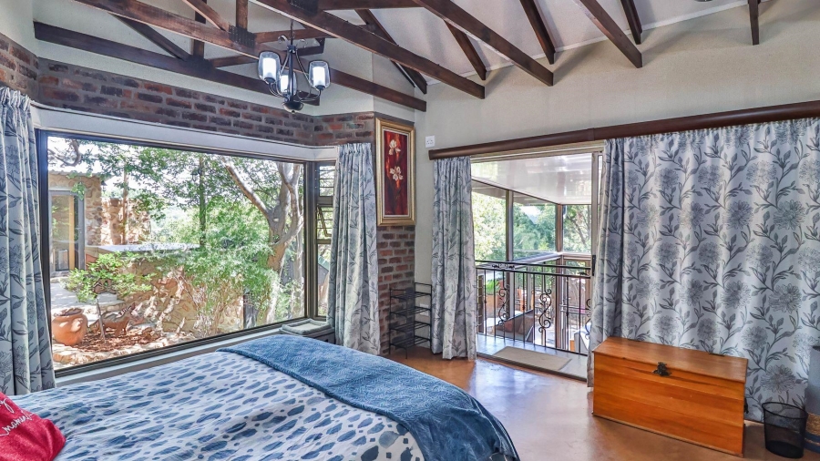 4 Bedroom Property for Sale in Vaaloewer Gauteng