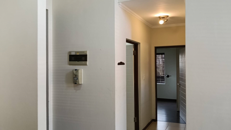 2 Bedroom Property for Sale in Jackal Creek Golf Estate Gauteng