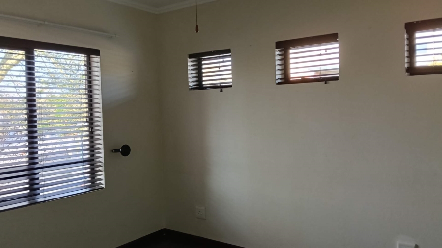 2 Bedroom Property for Sale in Jackal Creek Golf Estate Gauteng