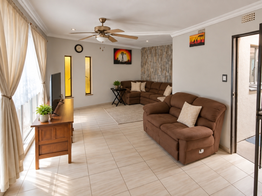 3 Bedroom Property for Sale in Farrarmere Gauteng