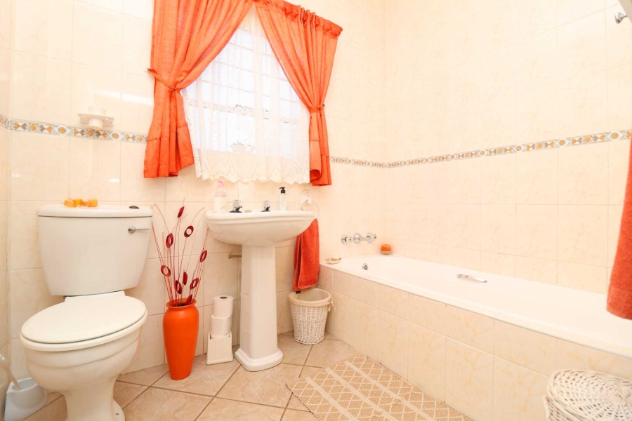 3 Bedroom Property for Sale in Greenhills Gauteng