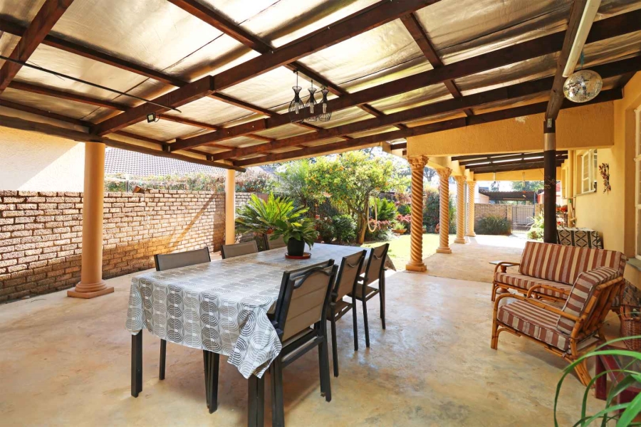 3 Bedroom Property for Sale in Greenhills Gauteng