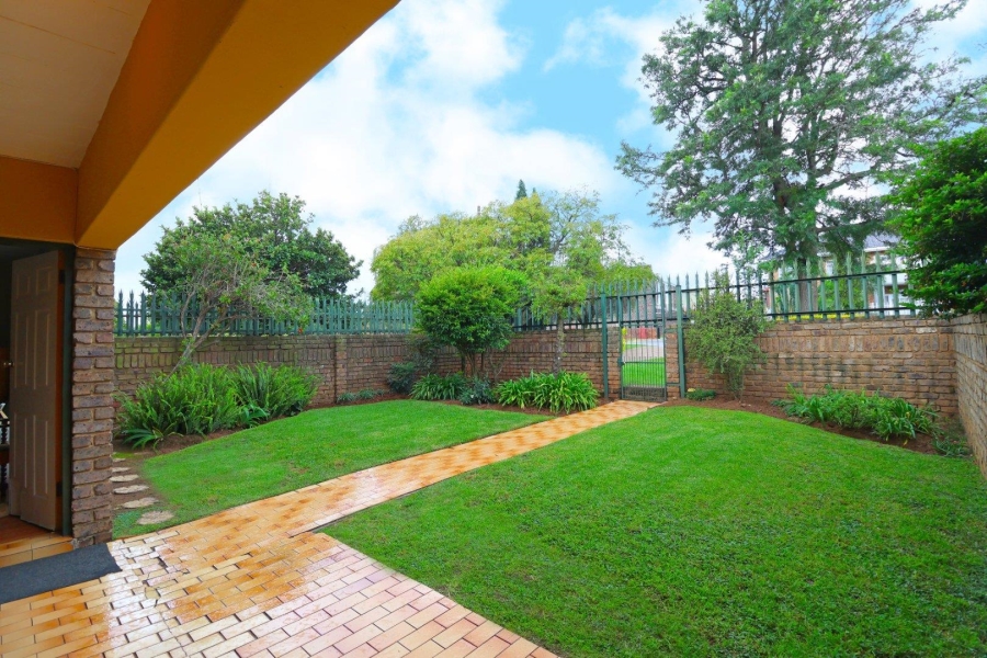 2 Bedroom Property for Sale in Greenhills Gauteng