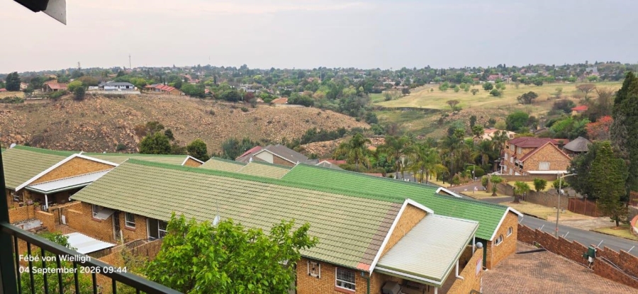 2 Bedroom Property for Sale in Rant En Dal Gauteng