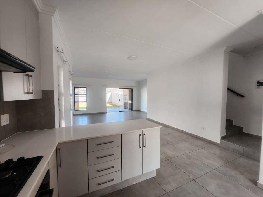 3 Bedroom Property for Sale in Alberante Gauteng