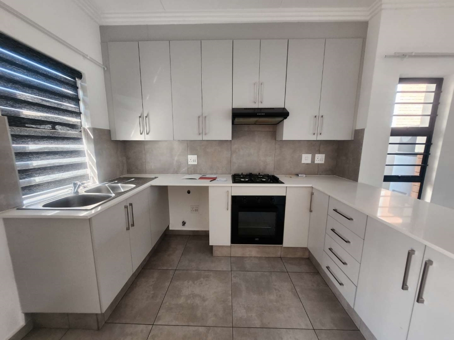 3 Bedroom Property for Sale in Alberante Gauteng