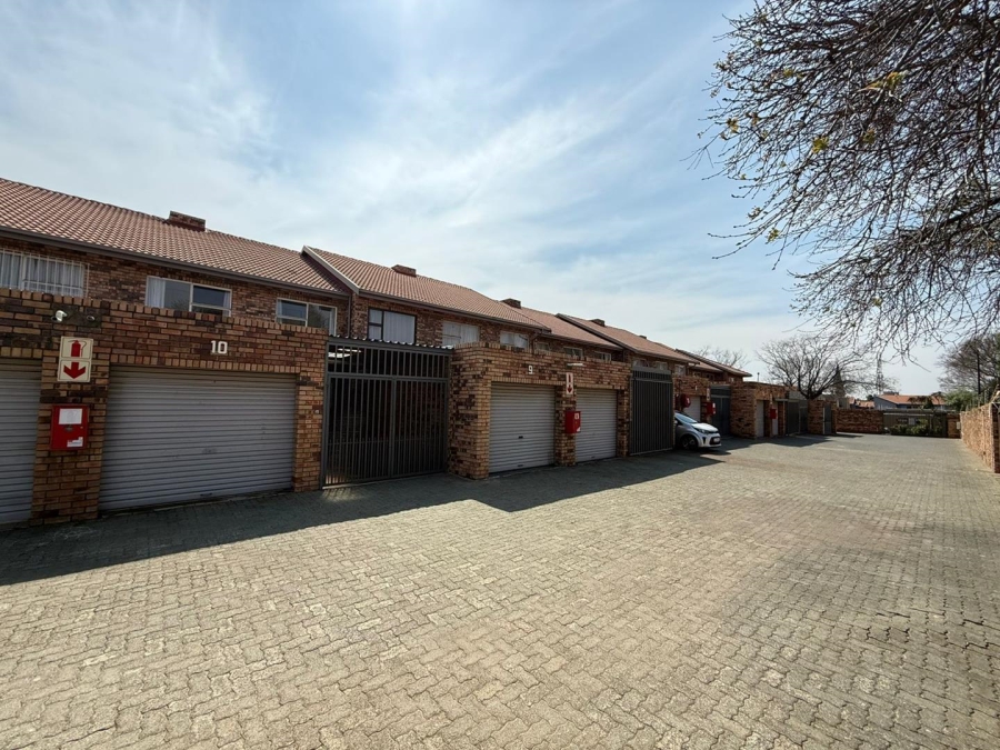 0 Bedroom Property for Sale in New Redruth Gauteng