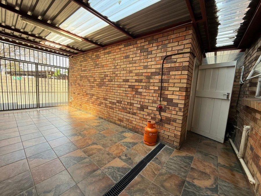 0 Bedroom Property for Sale in New Redruth Gauteng