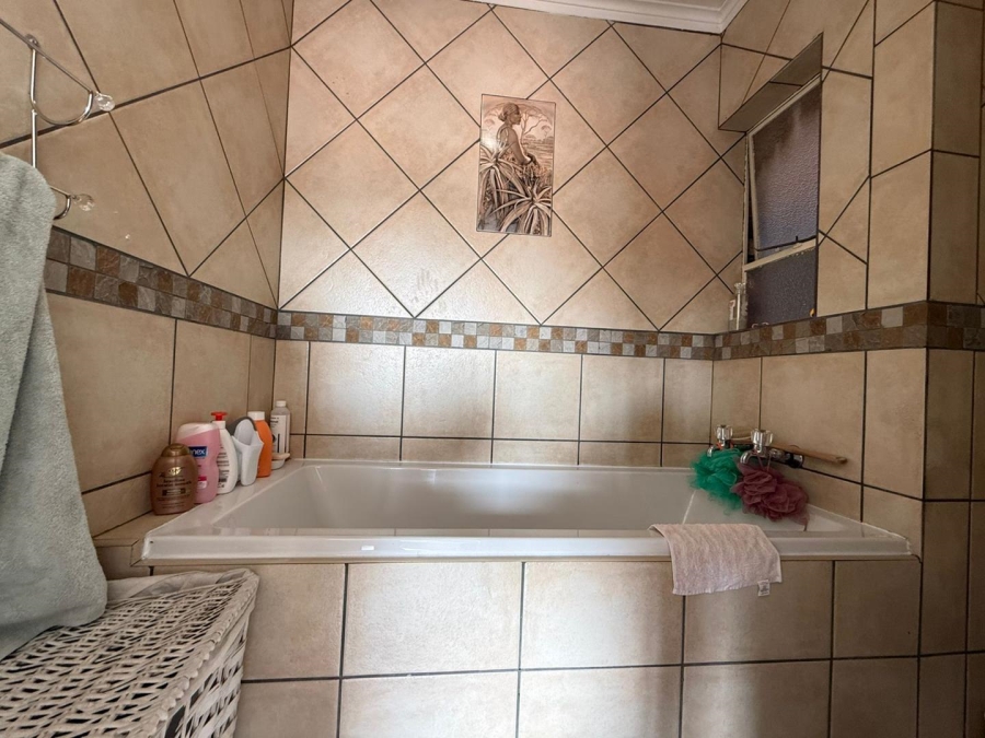 0 Bedroom Property for Sale in New Redruth Gauteng