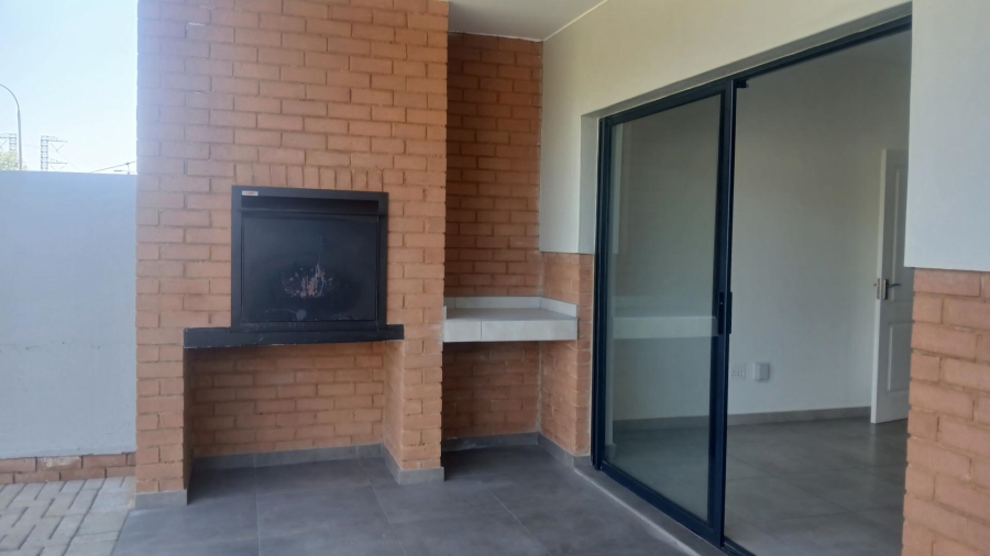 3 Bedroom Property for Sale in Alberante Gauteng