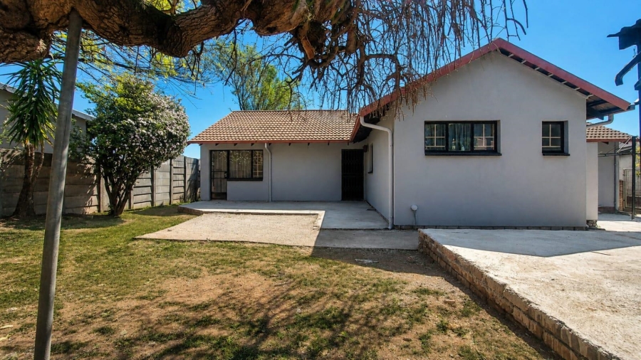 3 Bedroom Property for Sale in Elandspark Gauteng