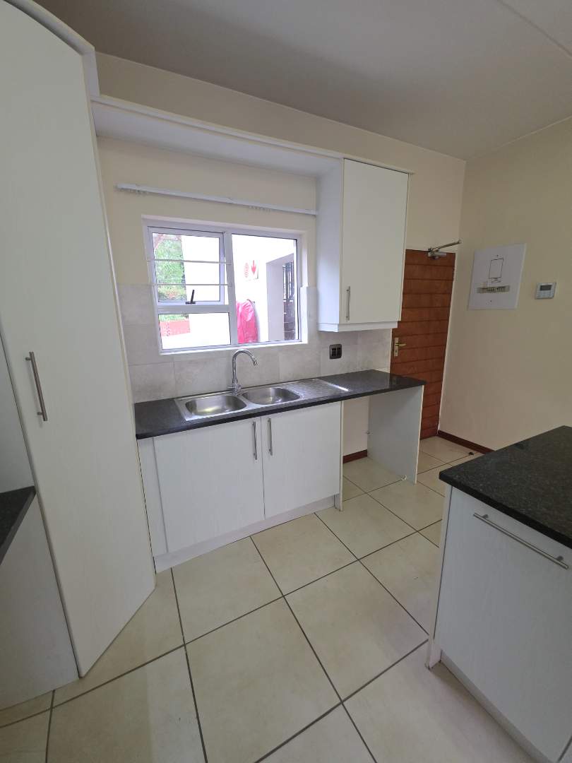 To Let 2 Bedroom Property for Rent in Parkview Gauteng