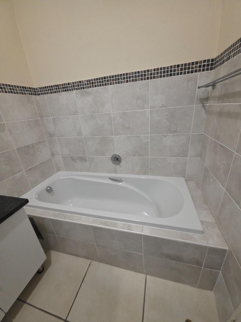 To Let 2 Bedroom Property for Rent in Parkview Gauteng