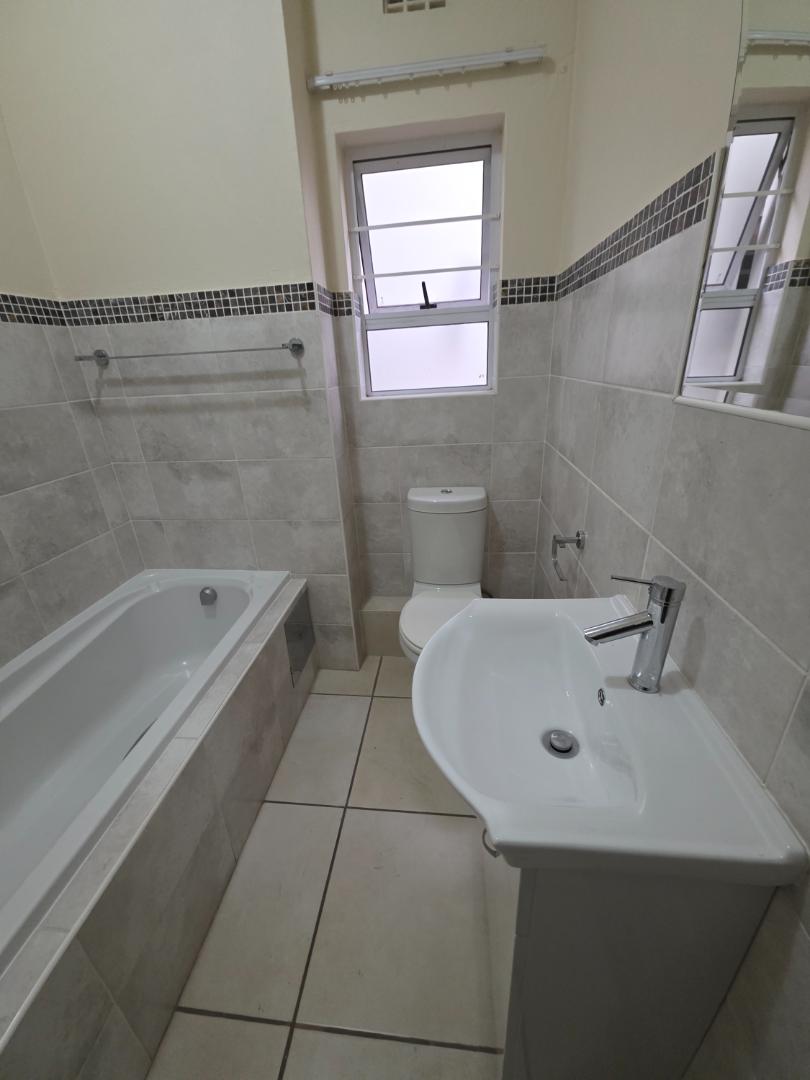 To Let 2 Bedroom Property for Rent in Parkview Gauteng