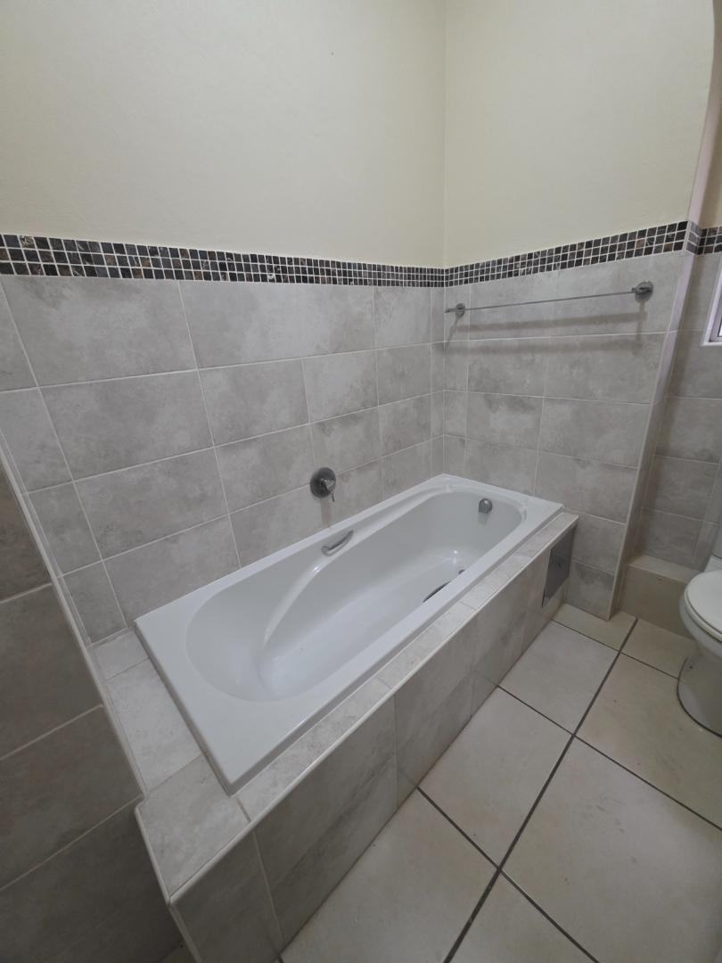 To Let 2 Bedroom Property for Rent in Parkview Gauteng