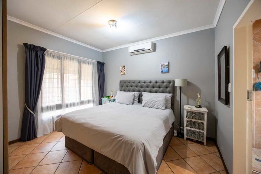 3 Bedroom Property for Sale in Moreleta Park Gauteng