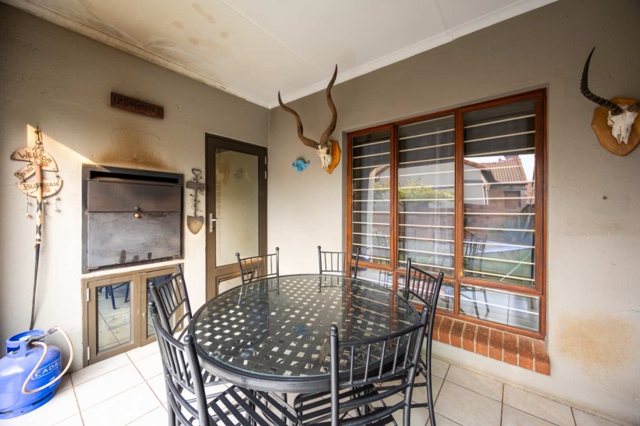 3 Bedroom Property for Sale in Moreleta Park Gauteng