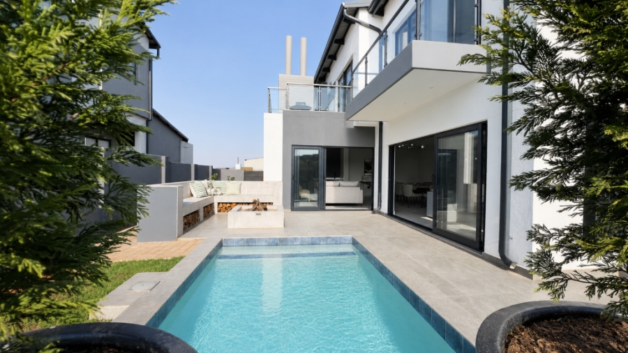 4 Bedroom Property for Sale in Fountainbrook Estate Gauteng