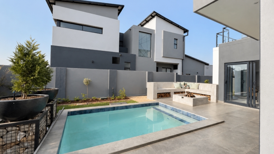 4 Bedroom Property for Sale in Fountainbrook Estate Gauteng