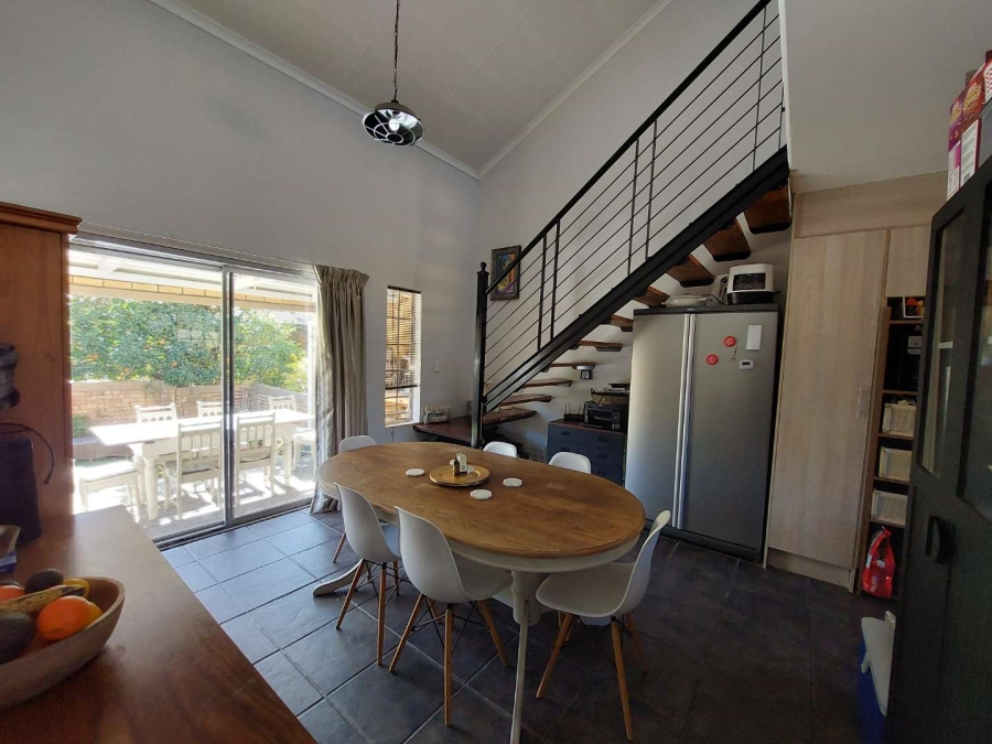 To Let 2 Bedroom Property for Rent in Olivedale Gauteng