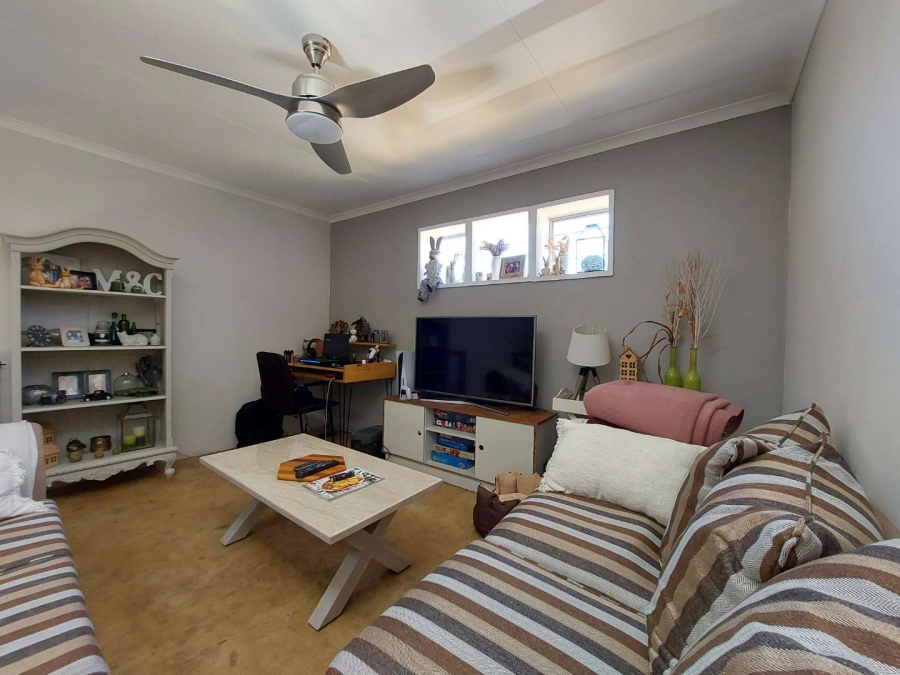 To Let 2 Bedroom Property for Rent in Olivedale Gauteng