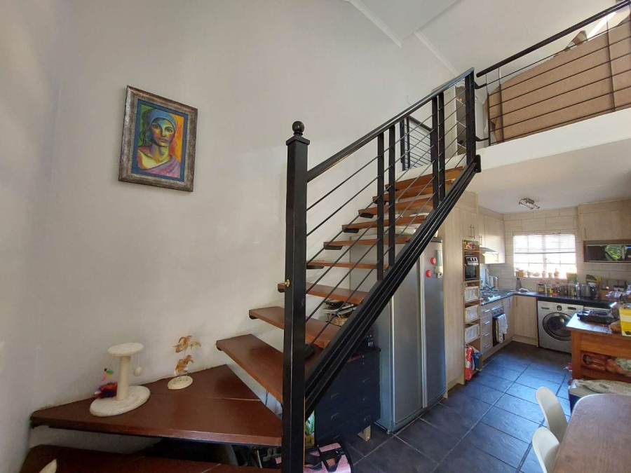 To Let 2 Bedroom Property for Rent in Olivedale Gauteng