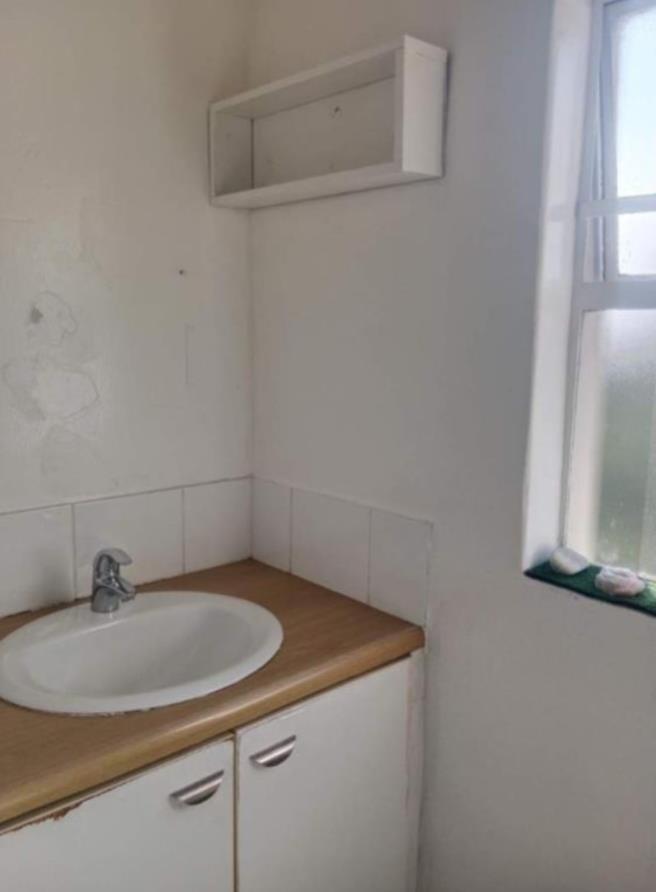 To Let 1 Bedroom Property for Rent in Houghton Gauteng