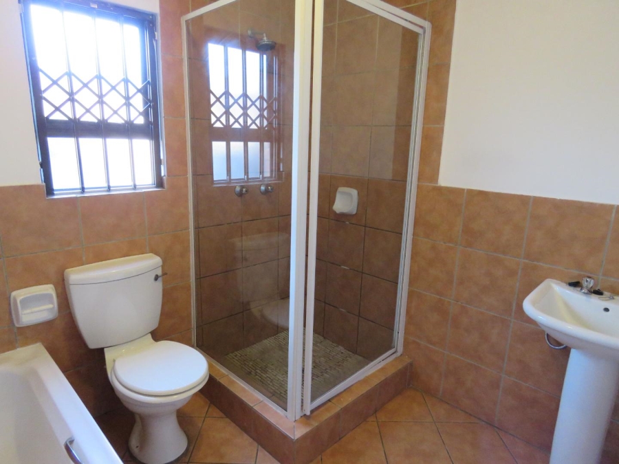 2 Bedroom Property for Sale in Albertsdal Gauteng
