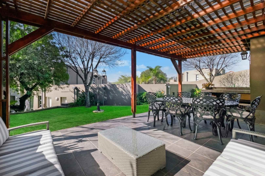 4 Bedroom Property for Sale in Beverley Gauteng