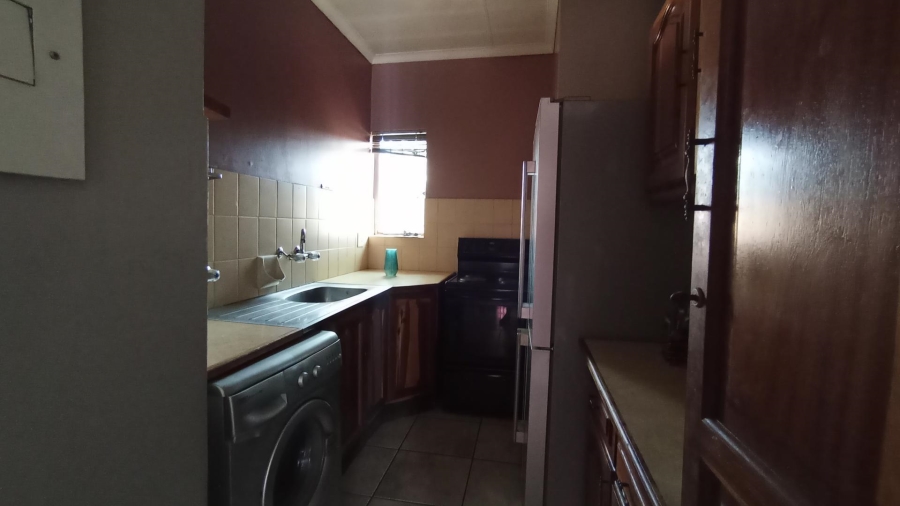 2 Bedroom Property for Sale in Zwartkop Gauteng